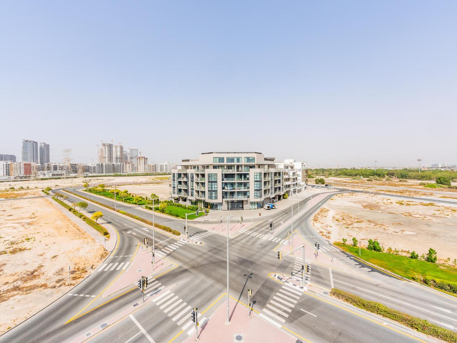 Luxury Meydan Escape With Views * Dubai